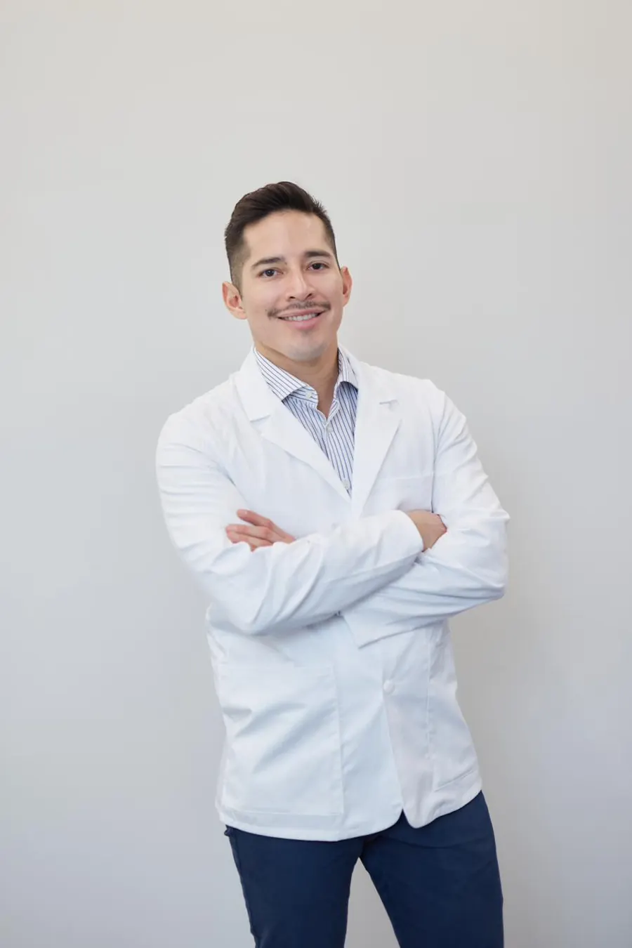 Ojeras — Dr. Freddy Cascante